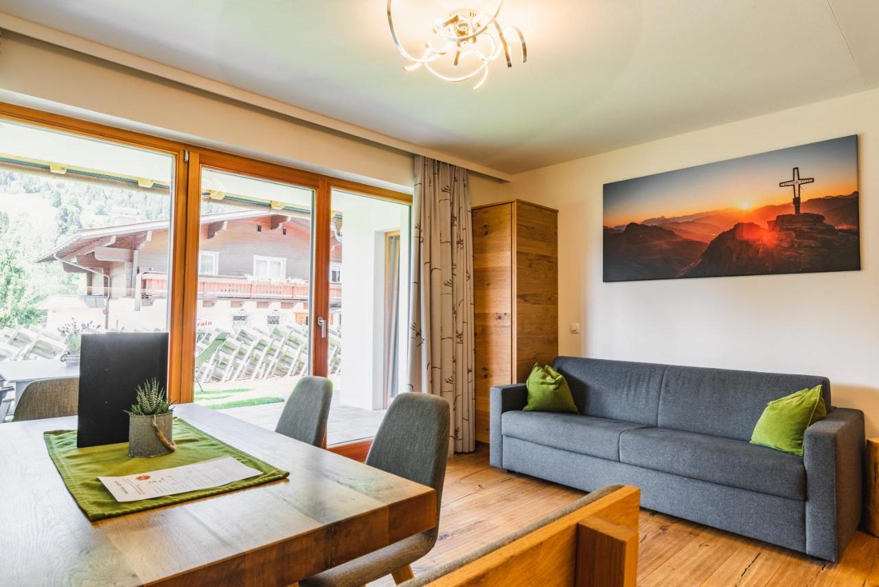 Haus Sabrina - Ferienwohnungen Зальбах-Хинтерглемм Экстерьер фото