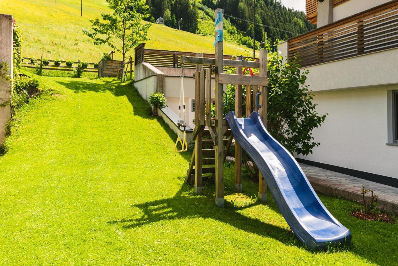 Haus Sabrina - Ferienwohnungen Зальбах-Хинтерглемм Экстерьер фото